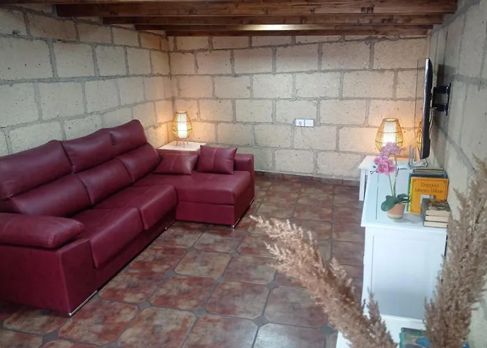 Abona Cave House *